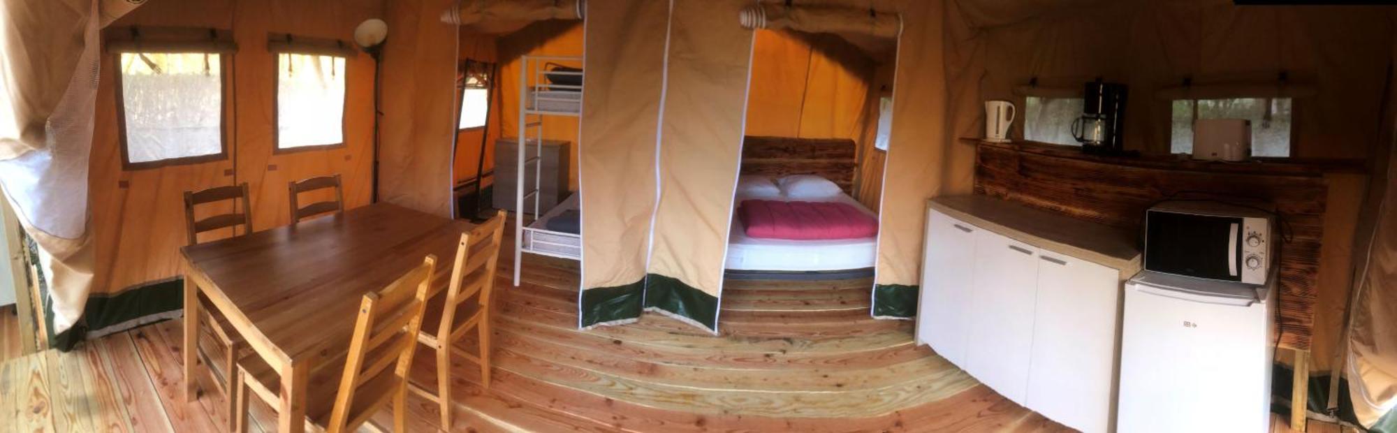 Camping Du Pont De St Gal Saint-Gal-sur-Sioule ภายนอก รูปภาพ