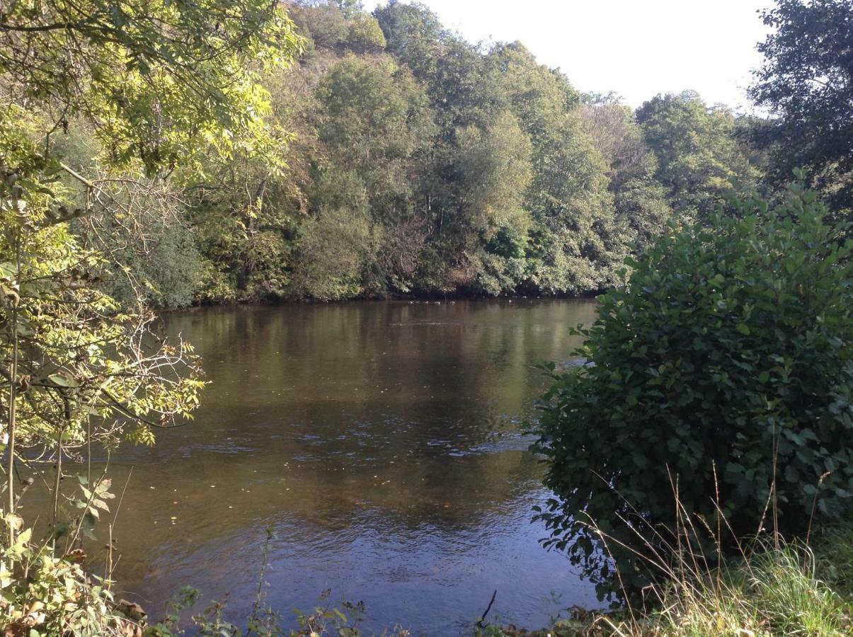 Camping Du Pont De St Gal Saint-Gal-sur-Sioule ภายนอก รูปภาพ